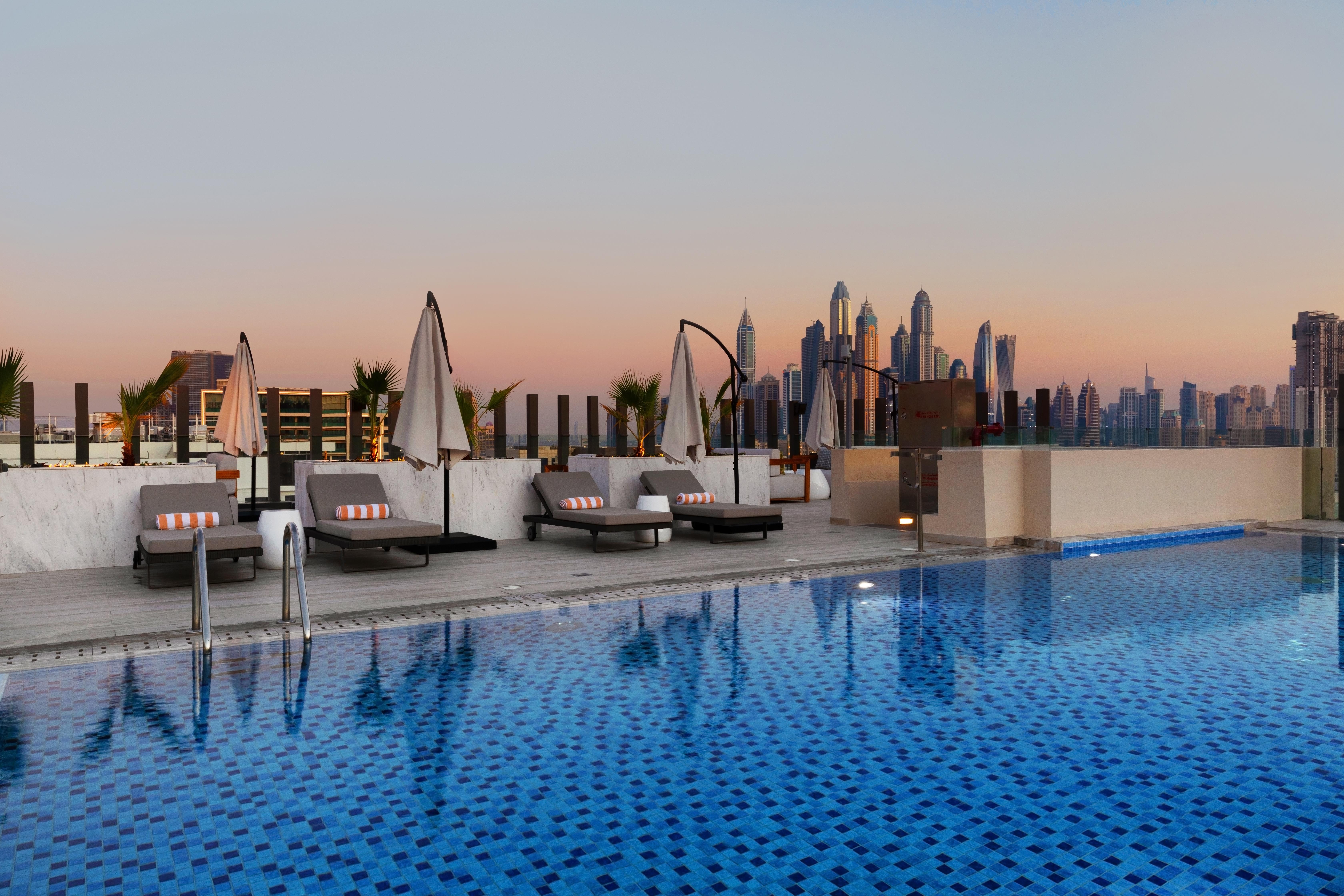 Adagio Premium The Palm Aparthotel Dubai Exterior photo