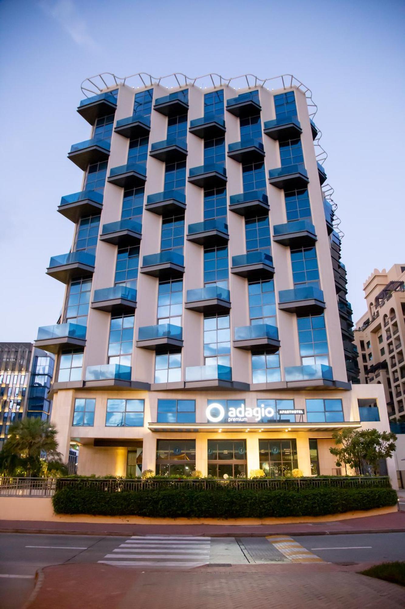 Adagio Premium The Palm Aparthotel Dubai Exterior photo